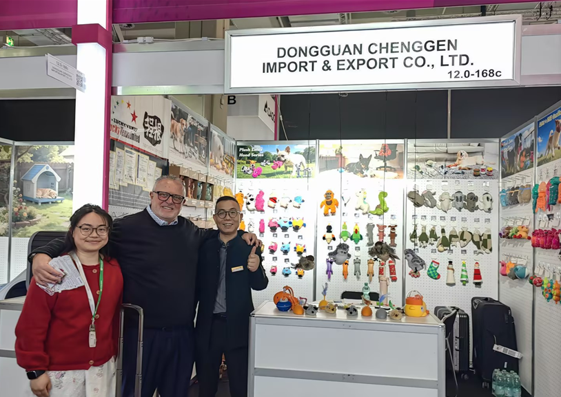 Luckyvenus OEM pet toys booth at Interzoo 2026 Germany Luckyvenus OEM pet toys booth at Interzoo 2026 Germany